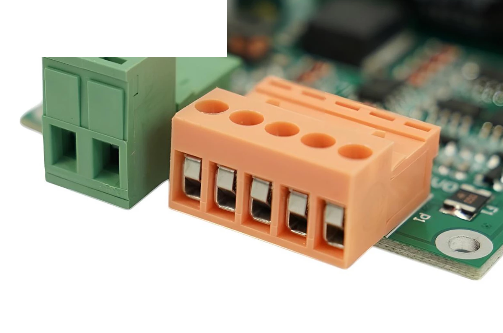 15A Single DC Motor Driver for 12-36V PWM Speed Control and Compact Robotics Projects