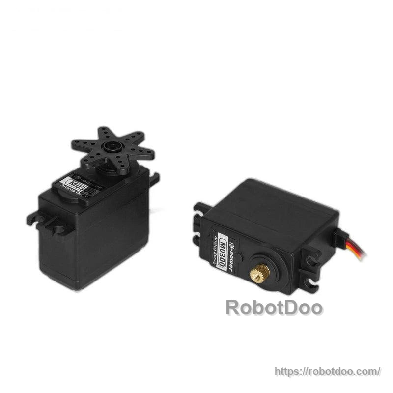Two-angle product views of the servo motor, one fitted with a star servo horn attachment